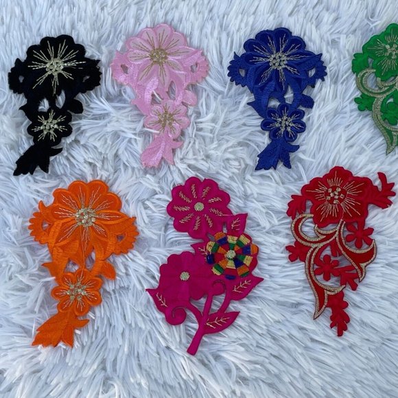 7 Iron on Embroidery Patches Multi Color Flower Patches Clothes jacket Lot of 7 - Picture 2 of 9